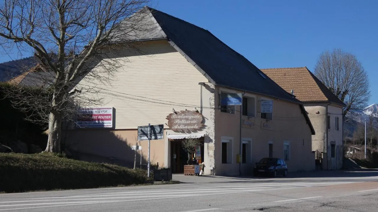 Chalet Dans Village Saint-Maurice-en-Trieves